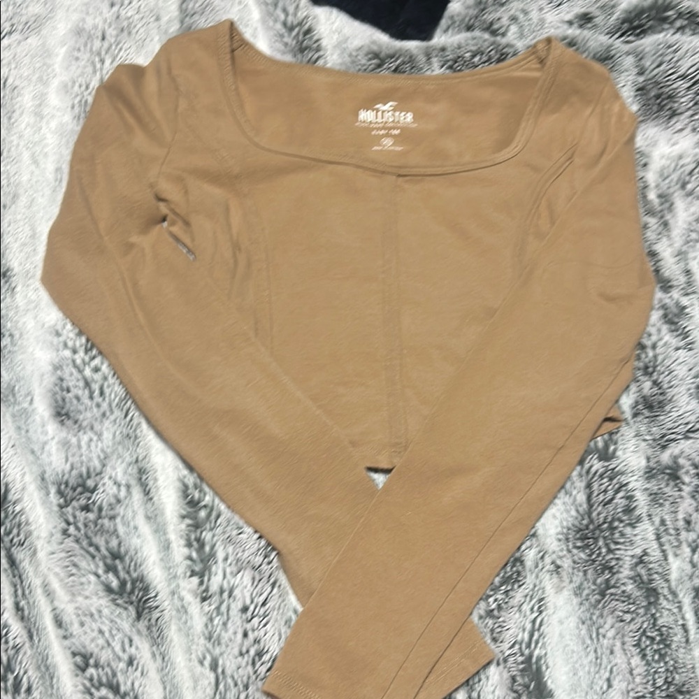 Hollister Women's Brown Long Sleeve Top